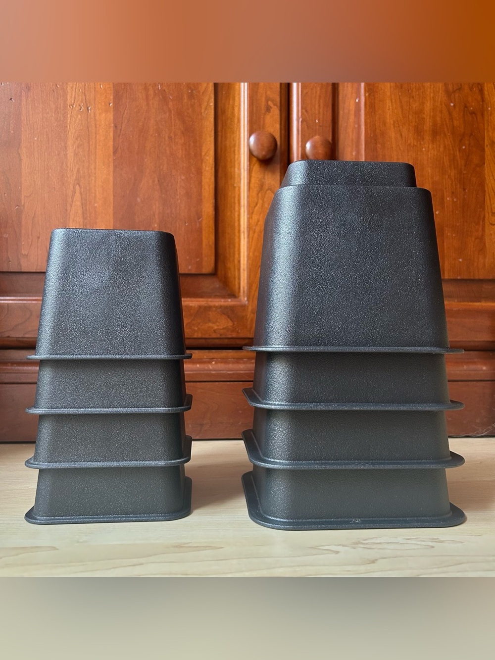 8 piece adjustable height bed risers --heavy duty